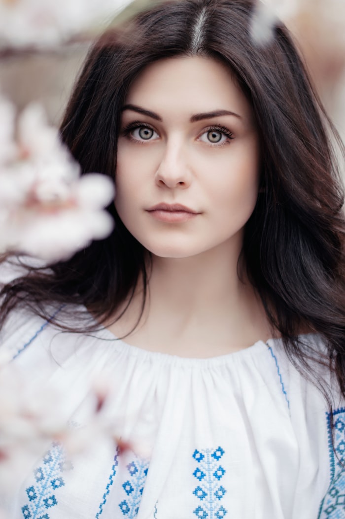 Model in warm brown fashion look